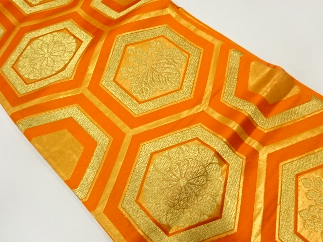 アンティーク　亀甲繋ぎに菊桐模様織出し袋帯（着用可）